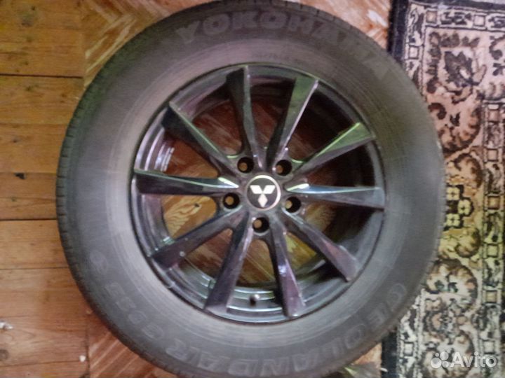Колеса в сборе R16 летние на Mitsubishi Outlander