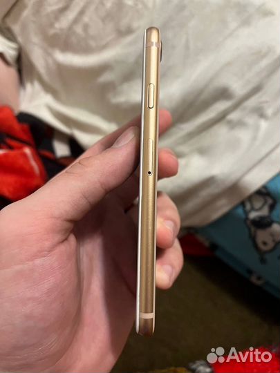 iPhone 8, 64 ГБ