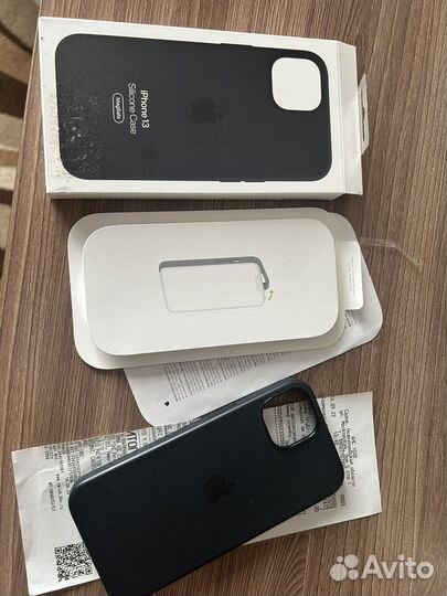 Оригинальный чехол на iPhone 13