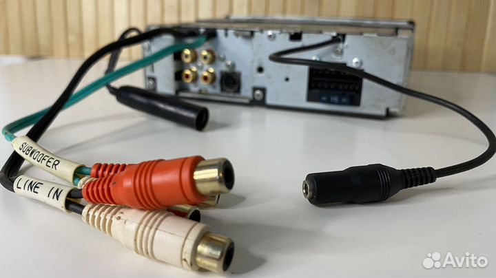 Продам магнитолу