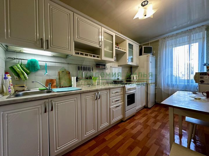 4-к. квартира, 74,2 м², 4/9 эт.