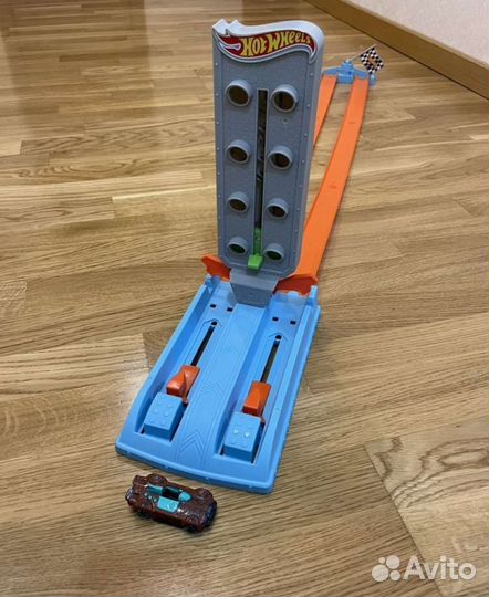 Трек трасса Hot Wheels Чемпион Дрэгстрип GBF82