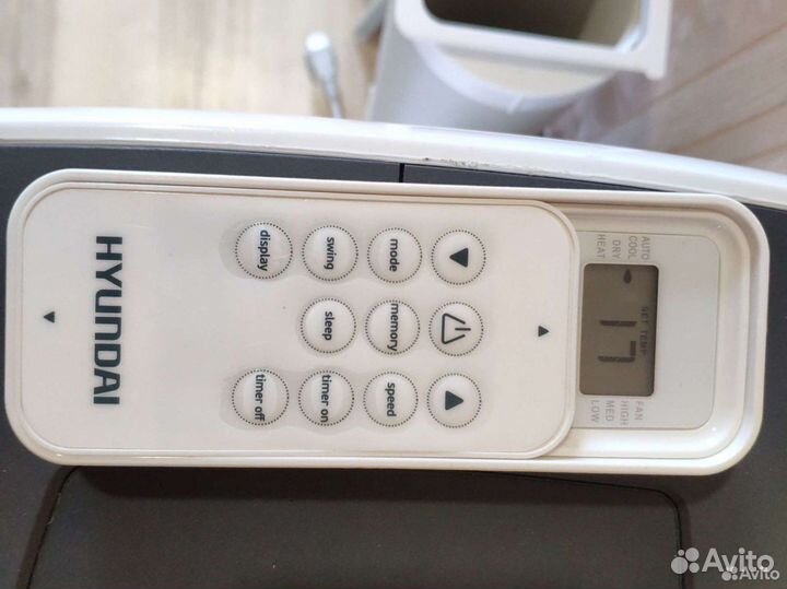 Мобильный кондиционер Hyundai