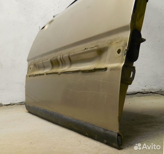 Дверь задняя правая Audi 100 C3 (идеальная)