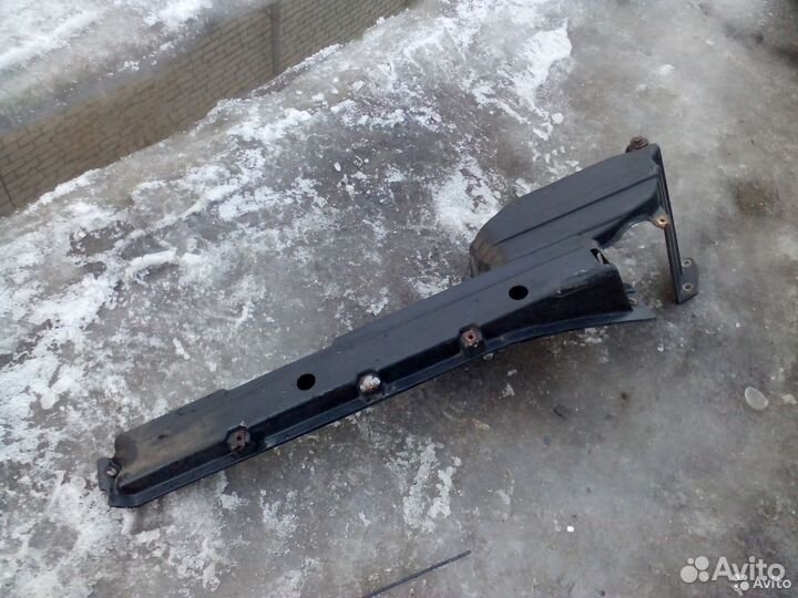 Защита днища топливного бака правая BMW X5 e53