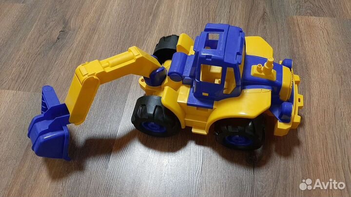 Машинка экскаватор
