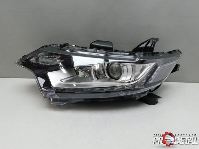 Фара левая Mitsubishi Outlander 3, рест. с 2015