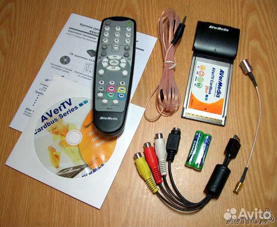 TV-тюнер AVerMedia AverTV CardBus Plus