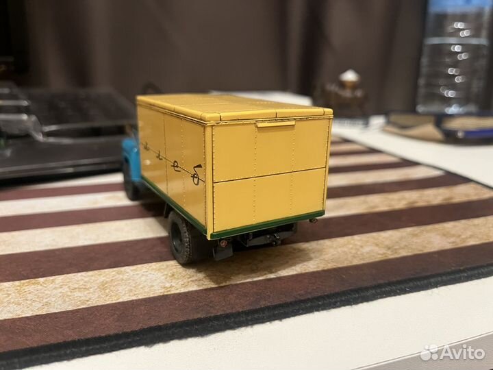 Гзса-3704 (хлебовозка) со следами эксплуатации