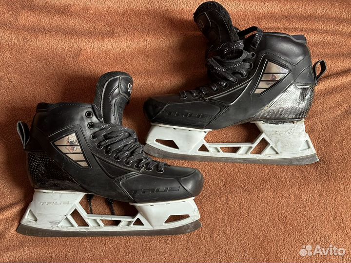 Коньки вратарские true