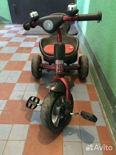 Трехколесный велосипед Lexus Trike