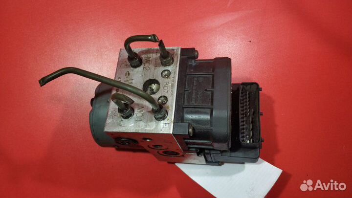 Блок abs Nissan Avenir PW11 SR20DE 1998-2005