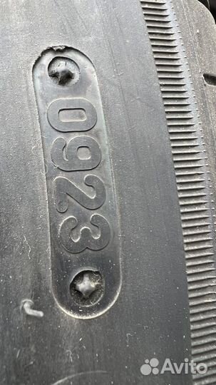 Triangle Sports TH201 235/40 R18