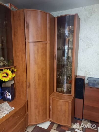 Стенка в гостиную бу
