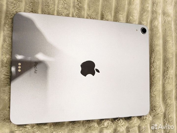 iPad air 5 2022 64gb m1