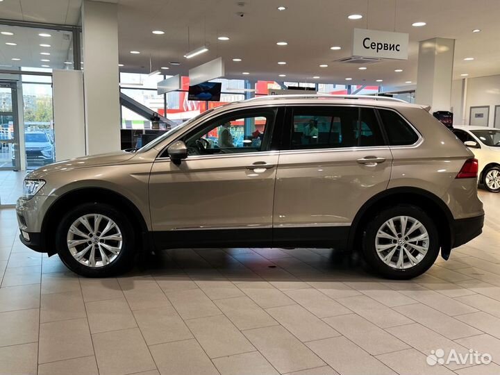 Volkswagen Tiguan 2.0 AMT, 2017, 81 200 км