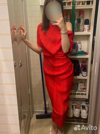 Красное платье макси