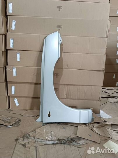Крыло правое ваз 2110 2112 молочно белый серебрист