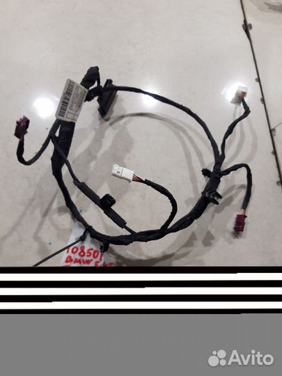 Электропроводка обшивки двери (передняя левая)