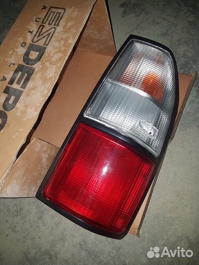 Стоп правый задний новый Prado 90-95