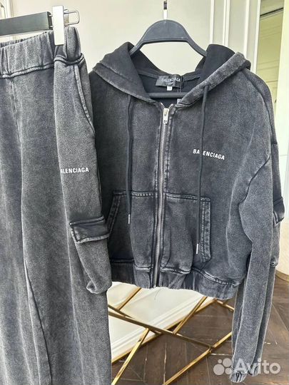 Спортивный костюм balenciaga