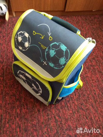 Школьный рюкзак