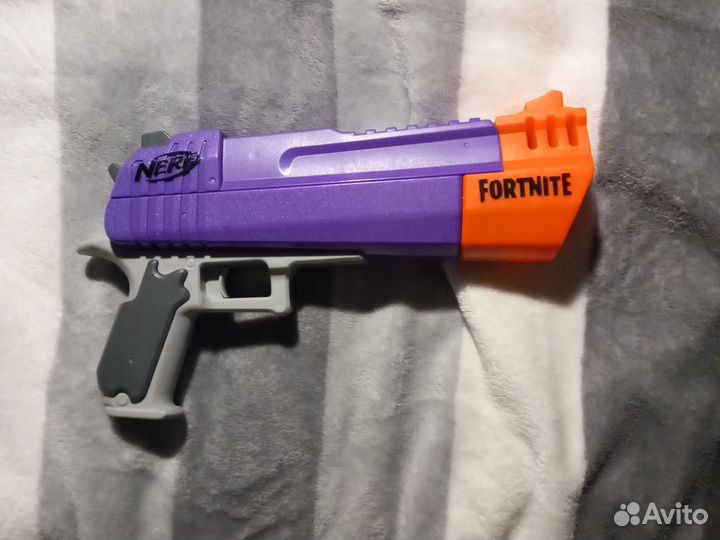 Бластер нерф