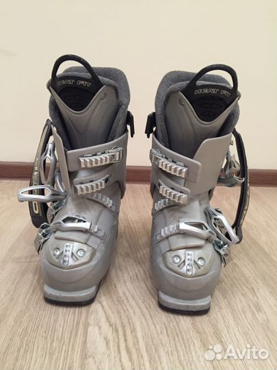 Горнолыжные ботинки