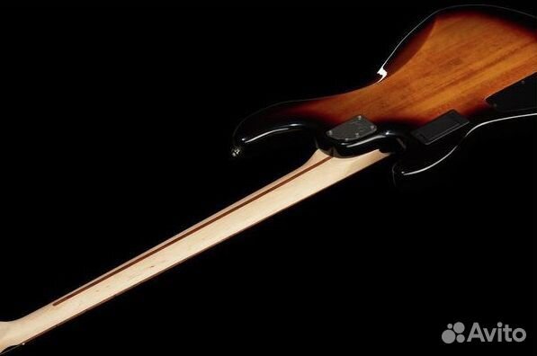 Бас гитара Cort + Аксессуары