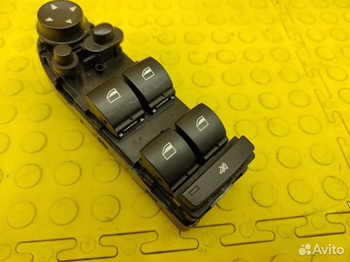 Блок стеклоподъемников Bmw 130I E87 LCI N52B30A