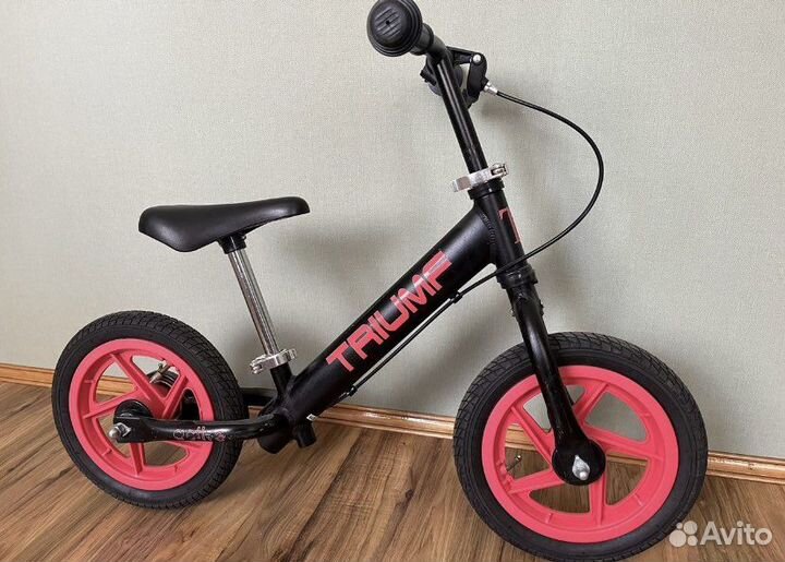 Беговел triumph active