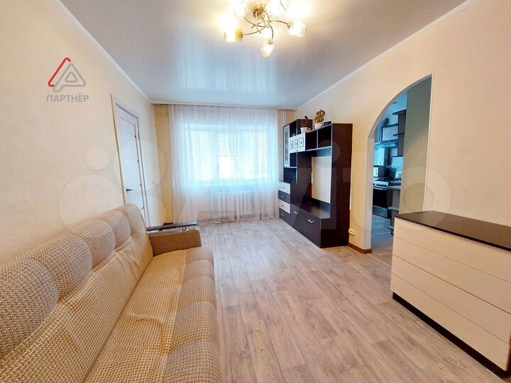2-к. квартира, 42 м², 1/2 эт.