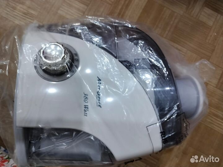 Соковыжималка новая