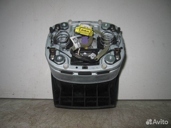 Airbag на руль передний Skoda Octavia A5