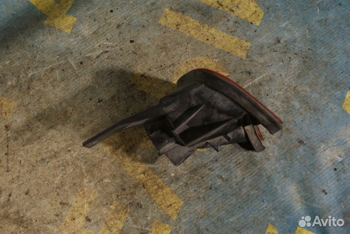 Передний левый поворотник BMW E34