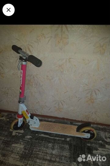 Самокат Roces S15-14508 до 80 кг