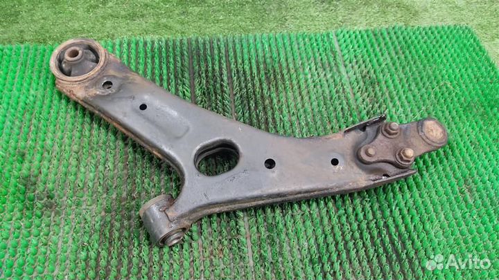 Рычаг передний правый нижний Hyundai IX35 2011