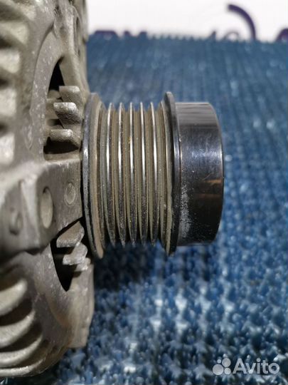 Генератор Toyota Voxy