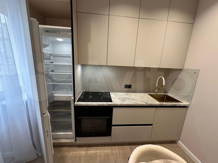 2-к. квартира, 40 м², 16/25 эт.