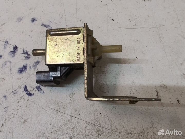 Клапан электромагнитный Opel Omega B 1994-2003