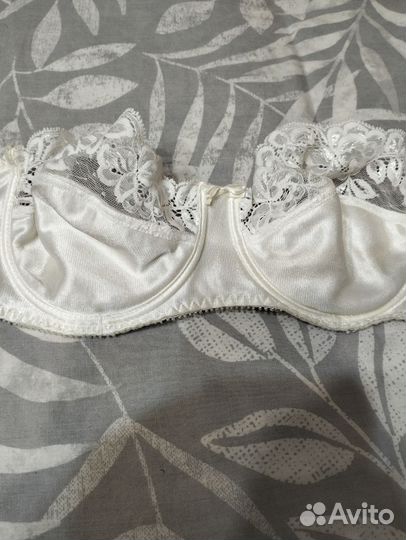 Бюстгальтер