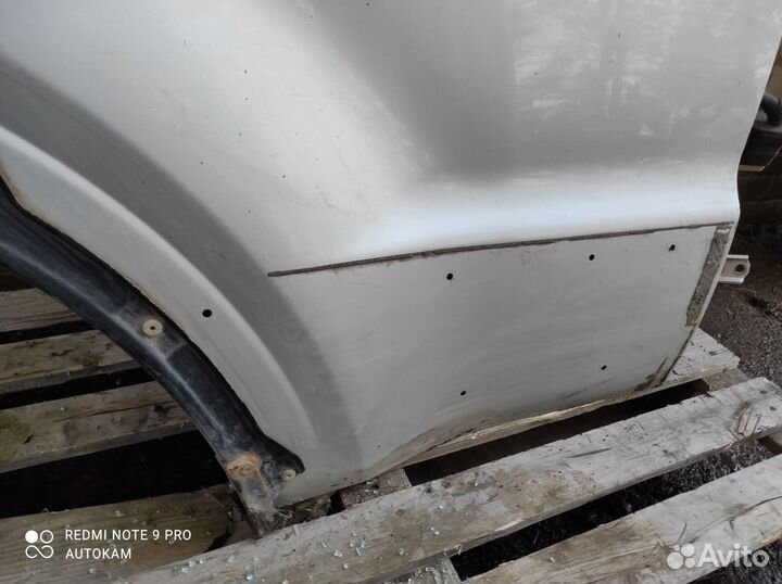 Дверь задняя правая Mitsubishi Pajero 3 рейсталинг