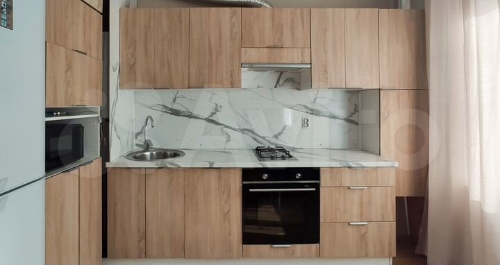 2-к. квартира, 48 м², 1/3 эт.