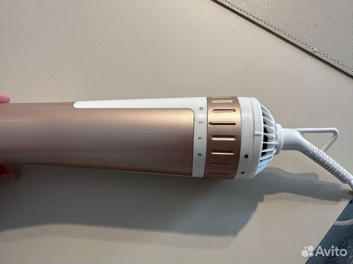 Rowenta Вращающаяся фен-щетка для волос