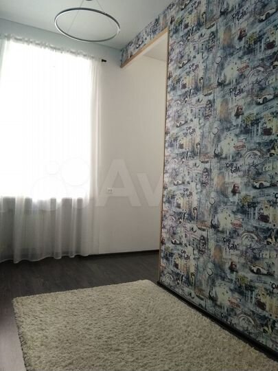 2-к. квартира, 40 м², 1/4 эт.