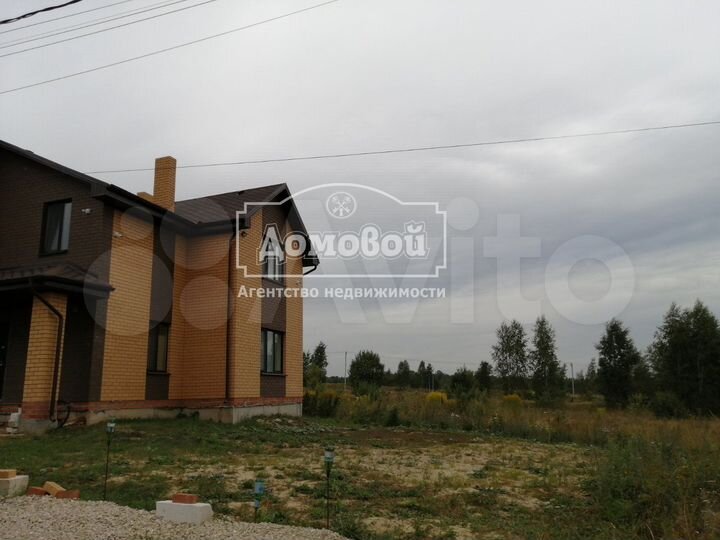 Дом 160 м² на участке 5 сот.