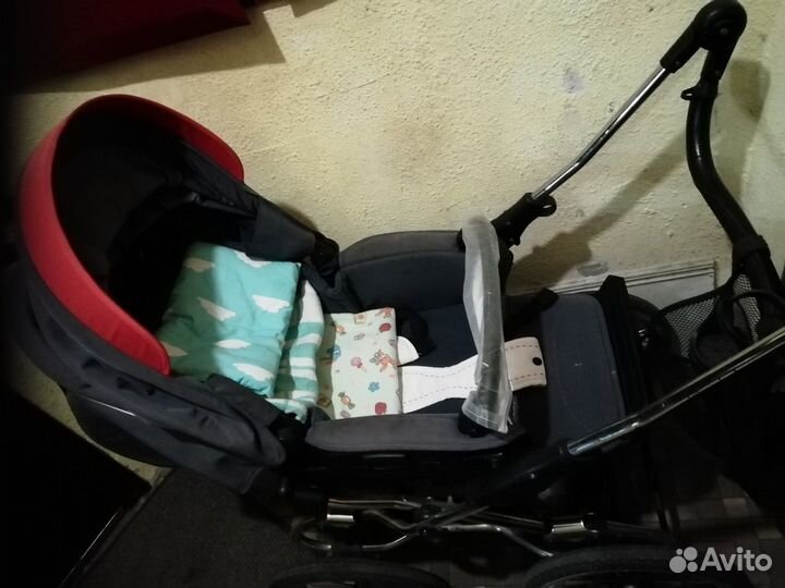 Детская коляска Navington Caravel на больших колес