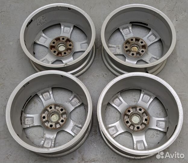 Литые диски R-16 на Skoda Octavia (Apollon) 5x112