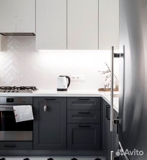 Угловой кухонный гарнитур современный