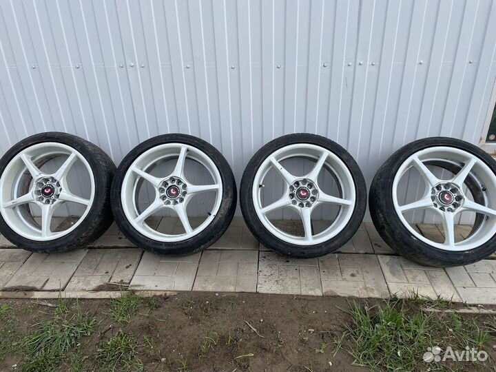 Литые диски r 18